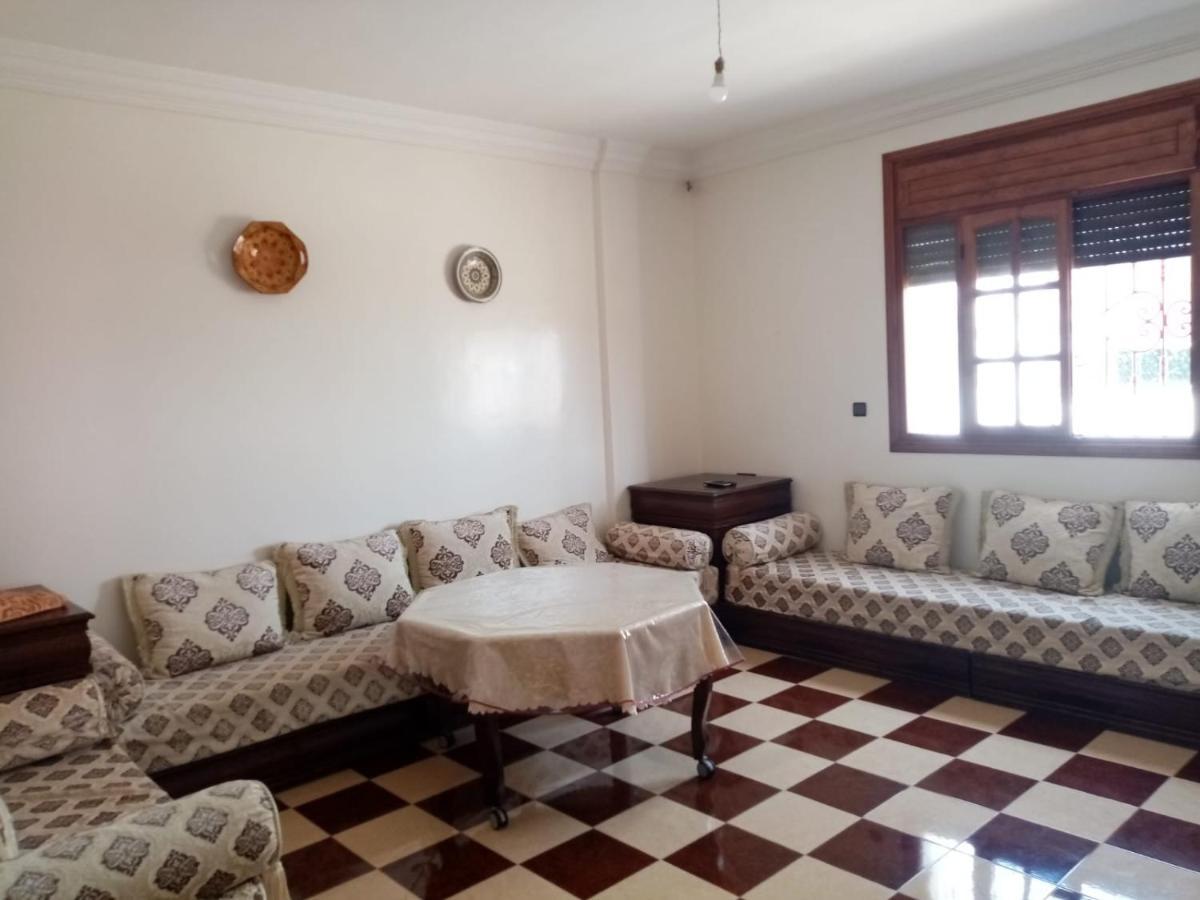 Grand Appartement A 5 Mn De La Plage อกาดีร์ ภายนอก รูปภาพ
